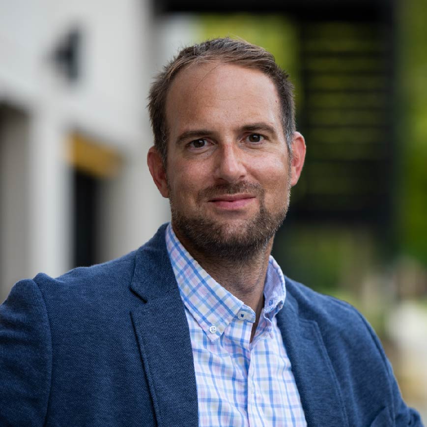 Headshot of Jon Snyder